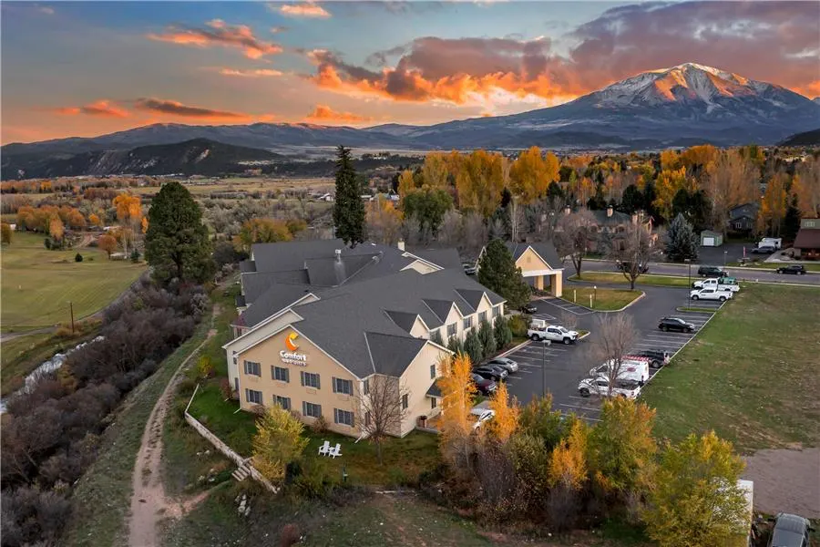 Comfort Inn & Suites Carbondale on the Roaring Fork