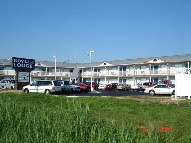 Royal Lodge Hotel