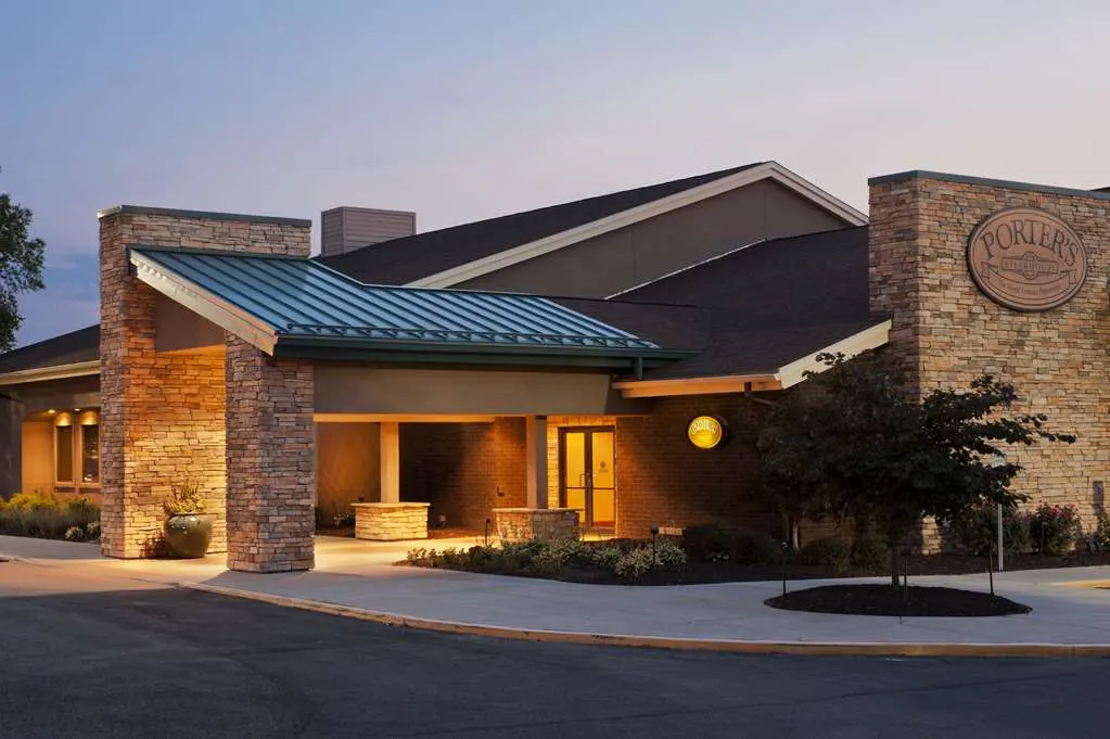 DoubleTree by Hilton Hotel Collinsville - St. Louis