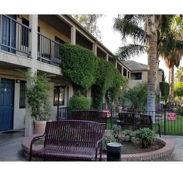 Sierra Crossing Motel