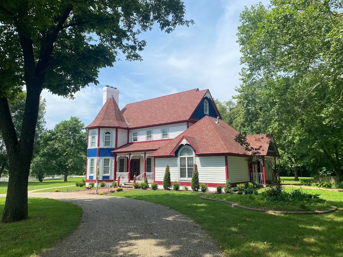 Apple Crest Inn