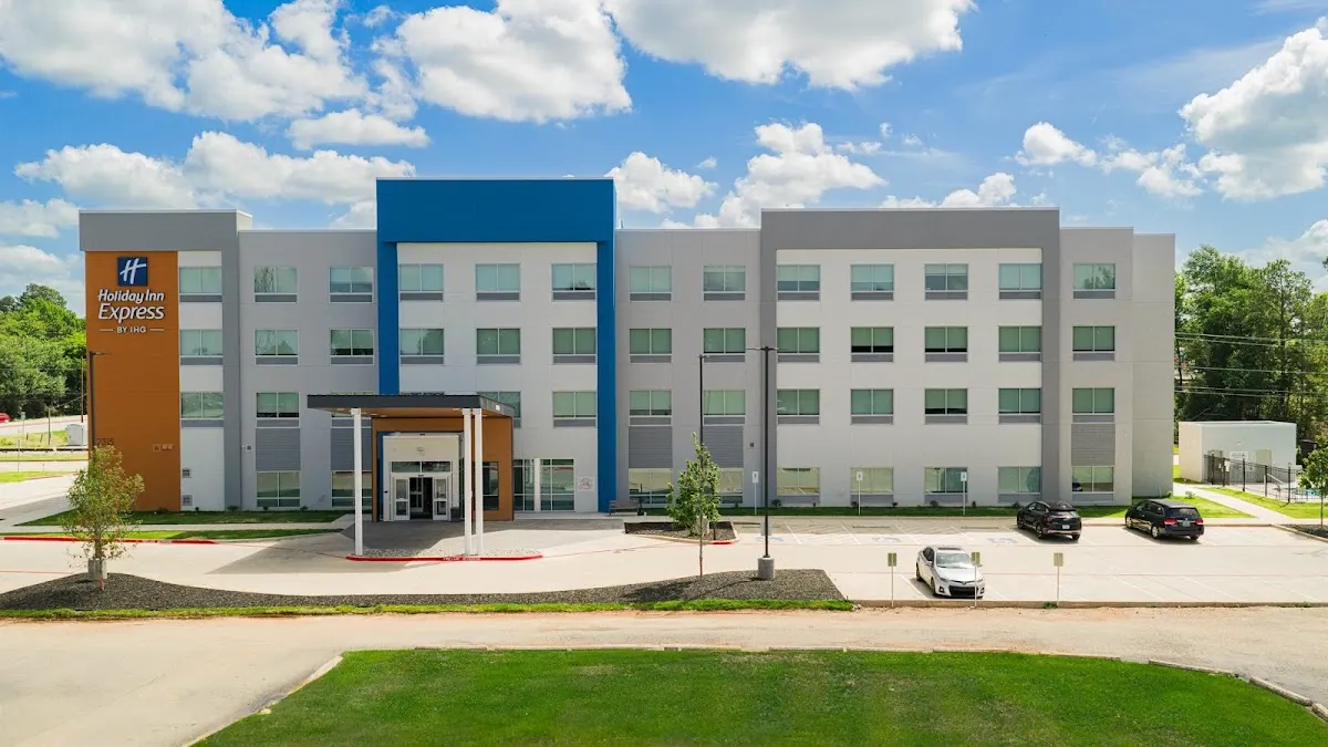 Holiday Inn Express & Suites Tyler South - University Area by IHG