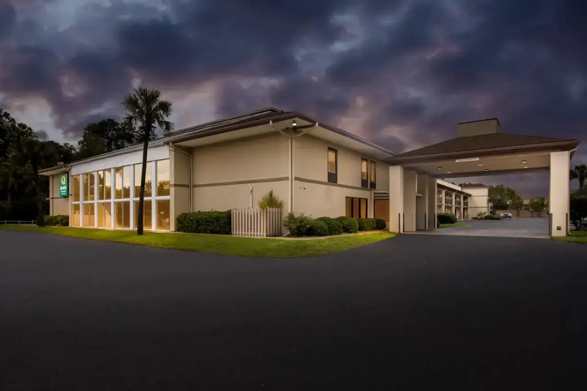 Quality Inn & Suites Ridgeland