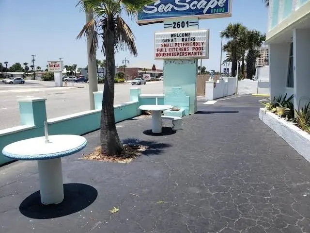 Sea Scape Inn
