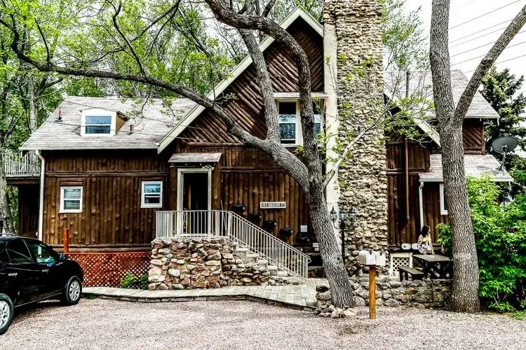 The Ivywild Lodge