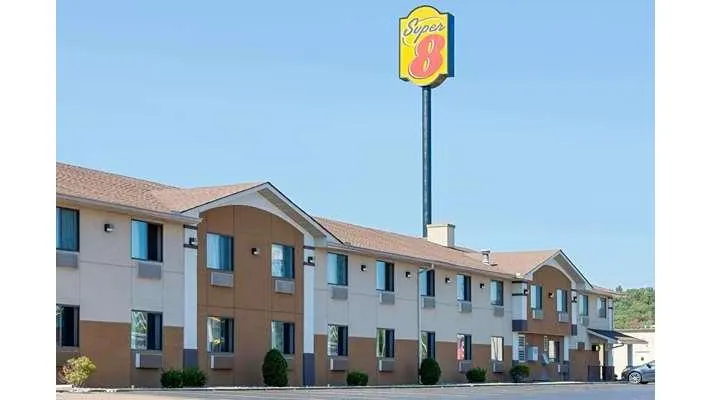 Super 8 by Wyndham Ripley