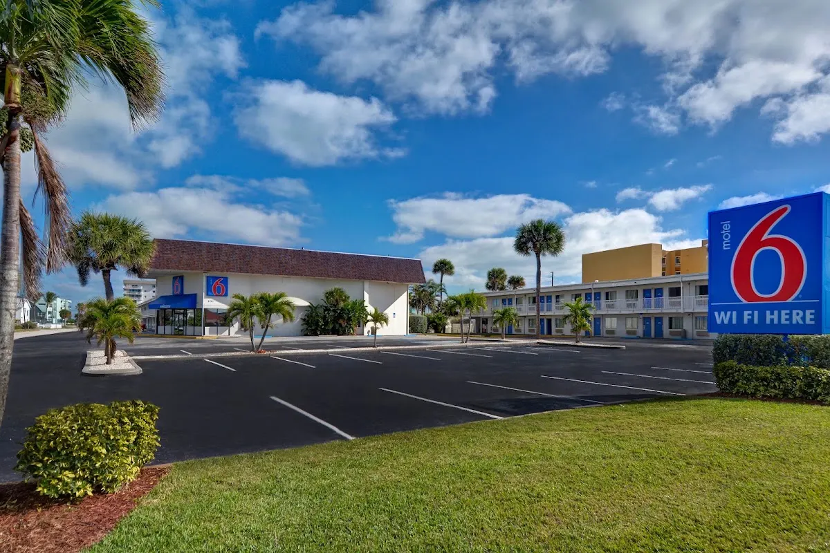 Motel 6 Cocoa Beach, FL