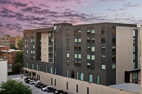 Aloft by Marriott Kansas City Country Club Plaza