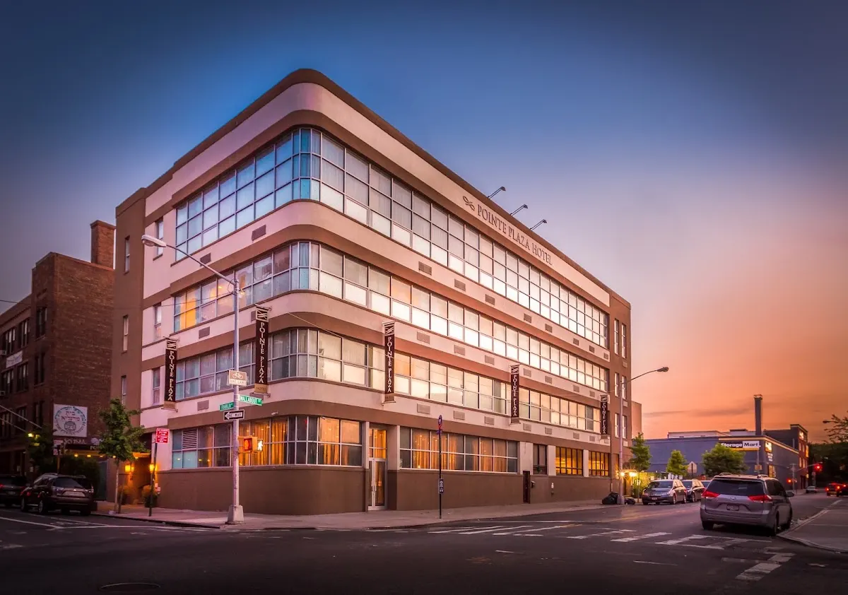 Pointe Plaza Hotel