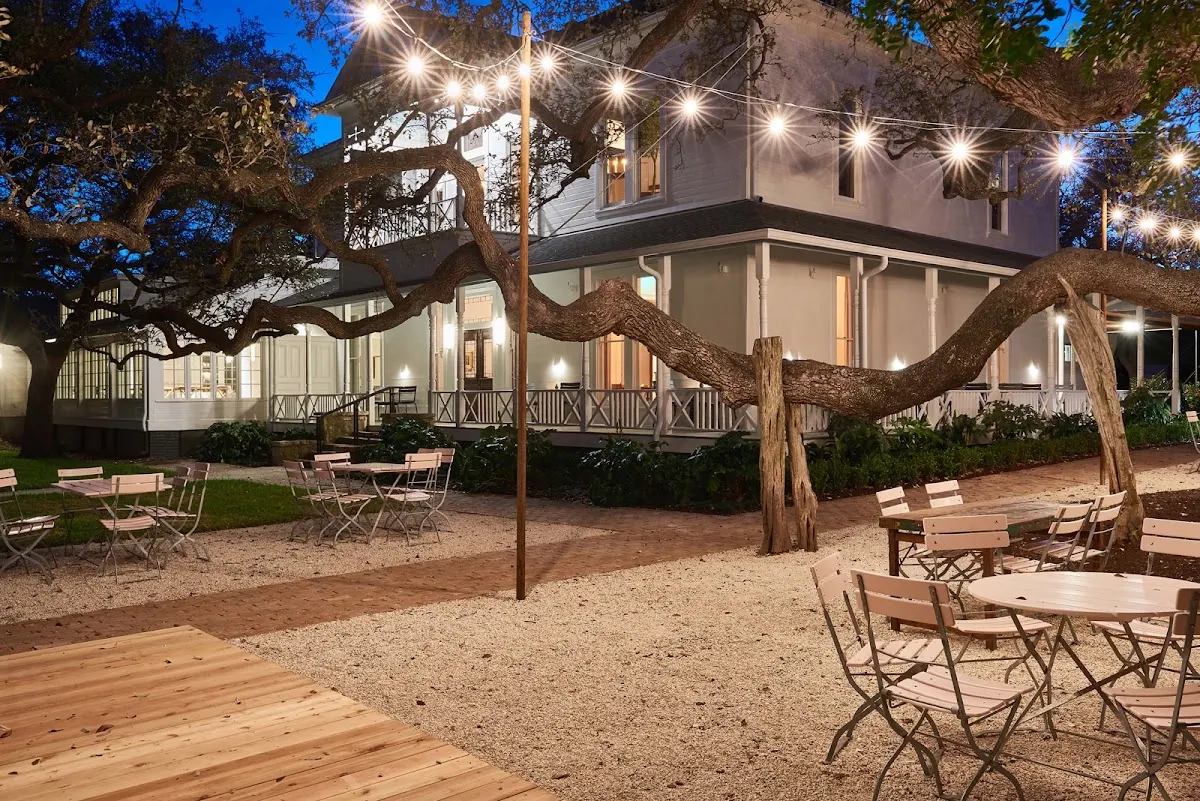 The Inn at Green Pastures