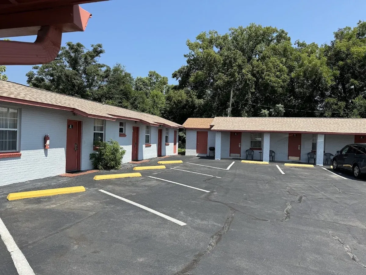 Snowbird Motel