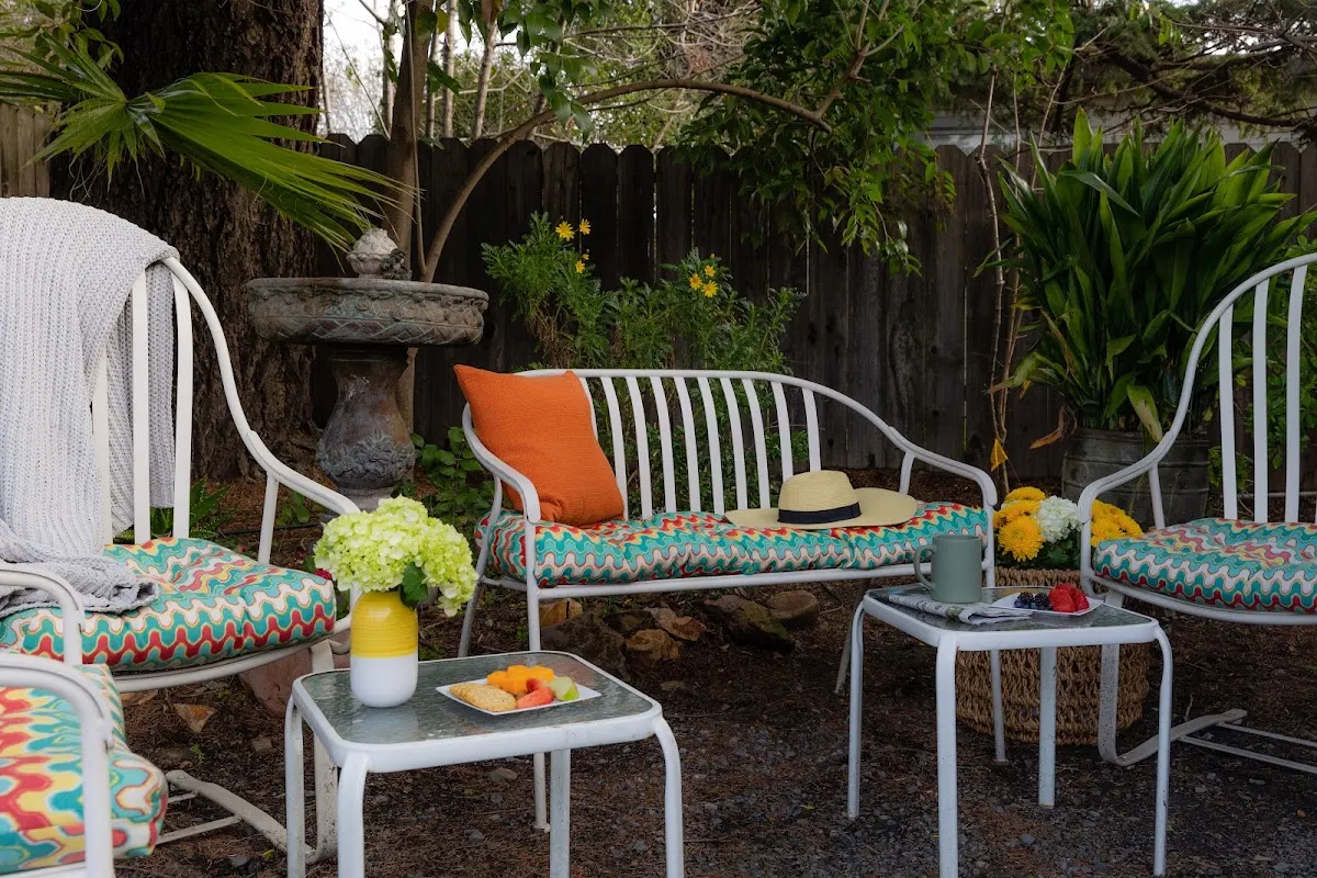 Sonoma Creek Inn
