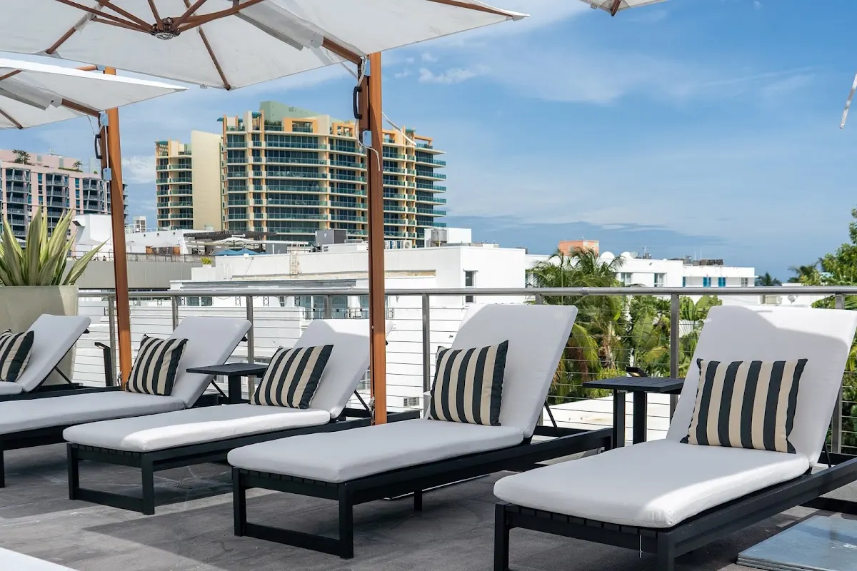 Nassau Suite South Beach, an All-Suite Hotel