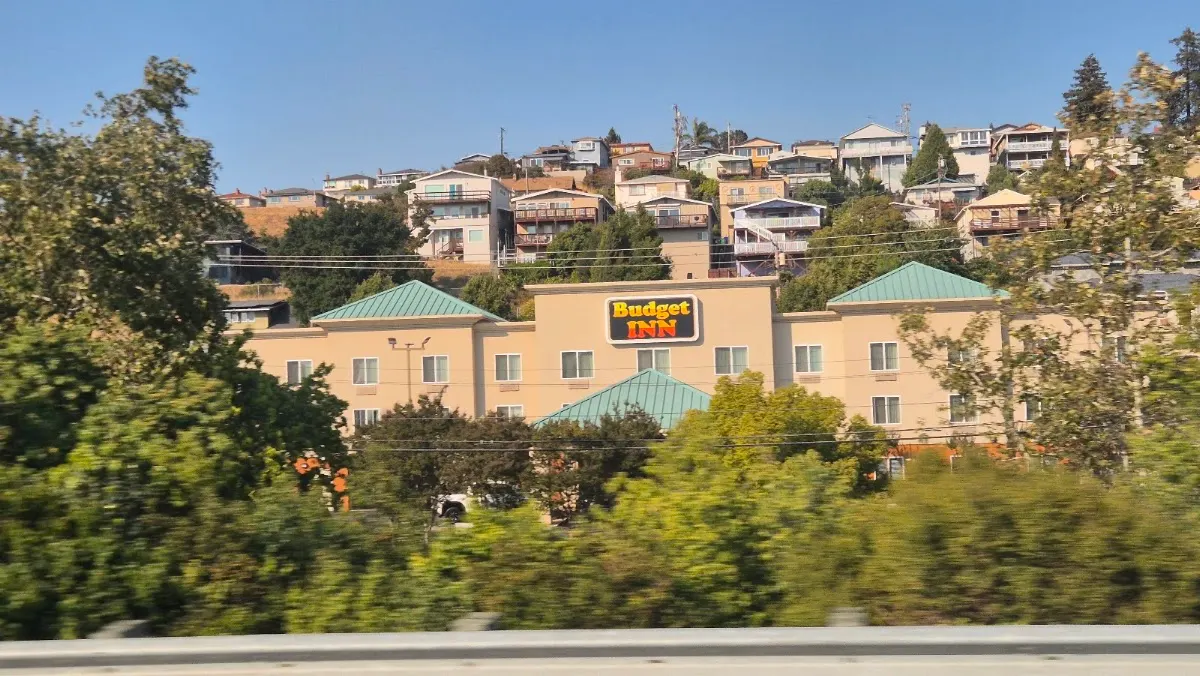 Budget Inn