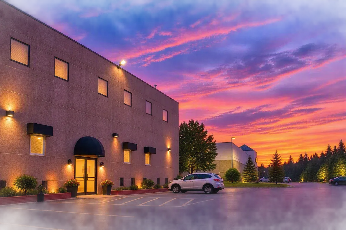 Katahdin Inn & Suites