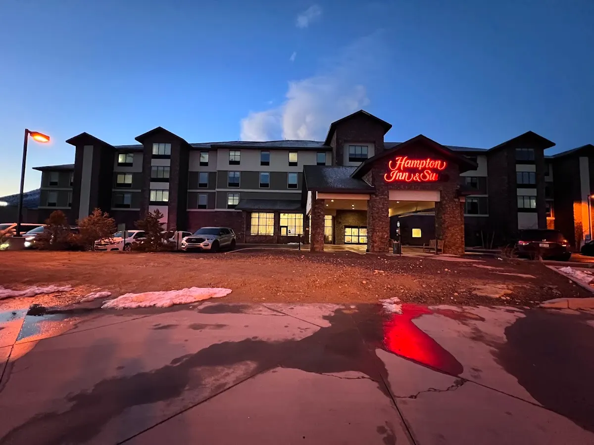 Hampton Inn & Suites Flagstaff East