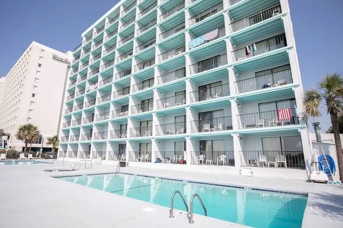 Tropical Seas Hotel