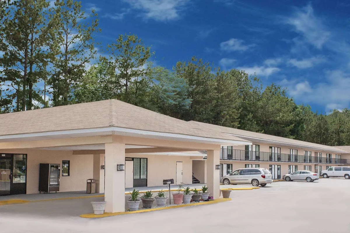 Days Inn by Wyndham Newton MS/I-20