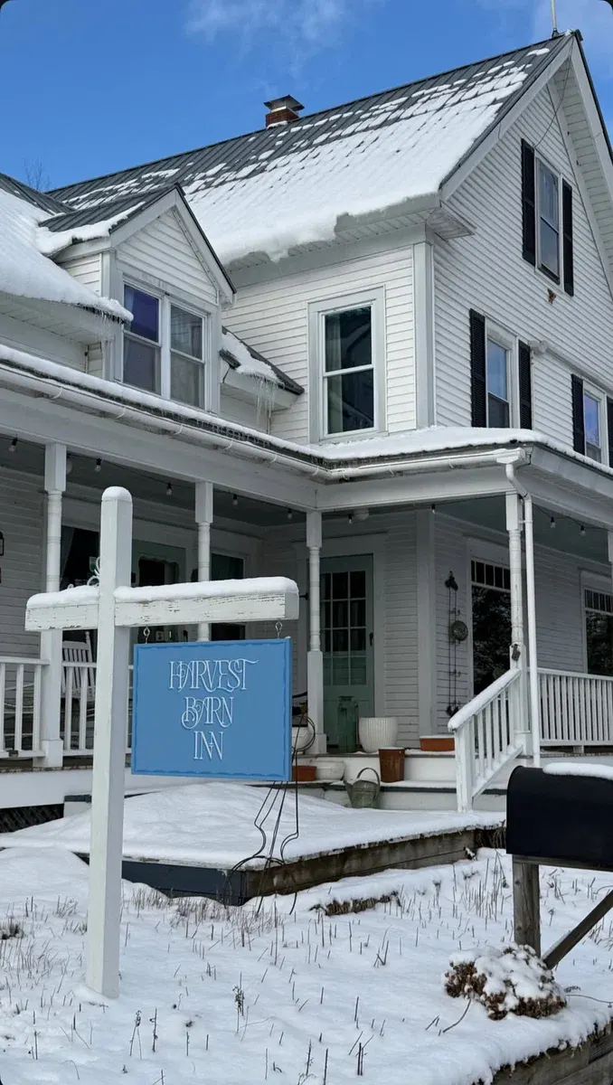 Harvest Barn Inn
