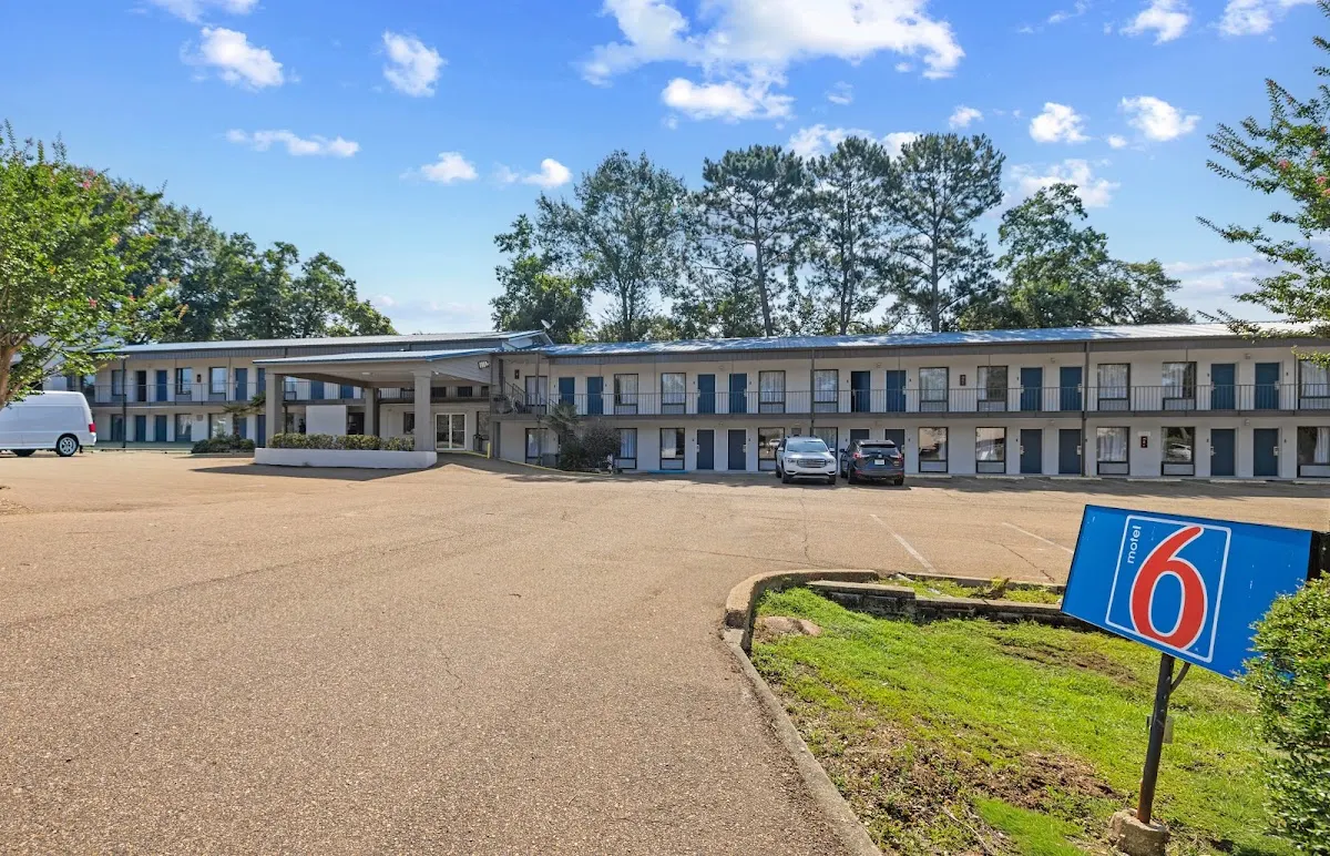 Motel 6 Mccomb, MS
