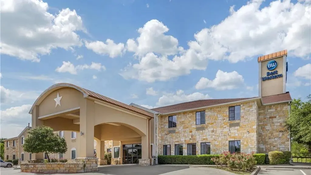 Best Western Mineola Inn