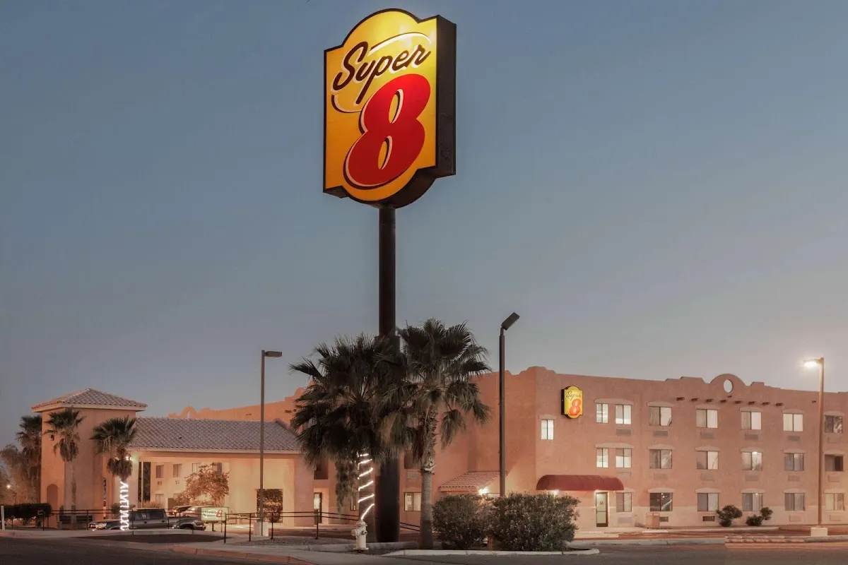 Super 8 by Wyndham Yuma