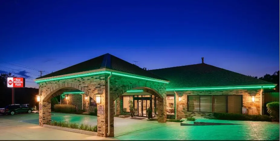 Antioch Hotel & Suites