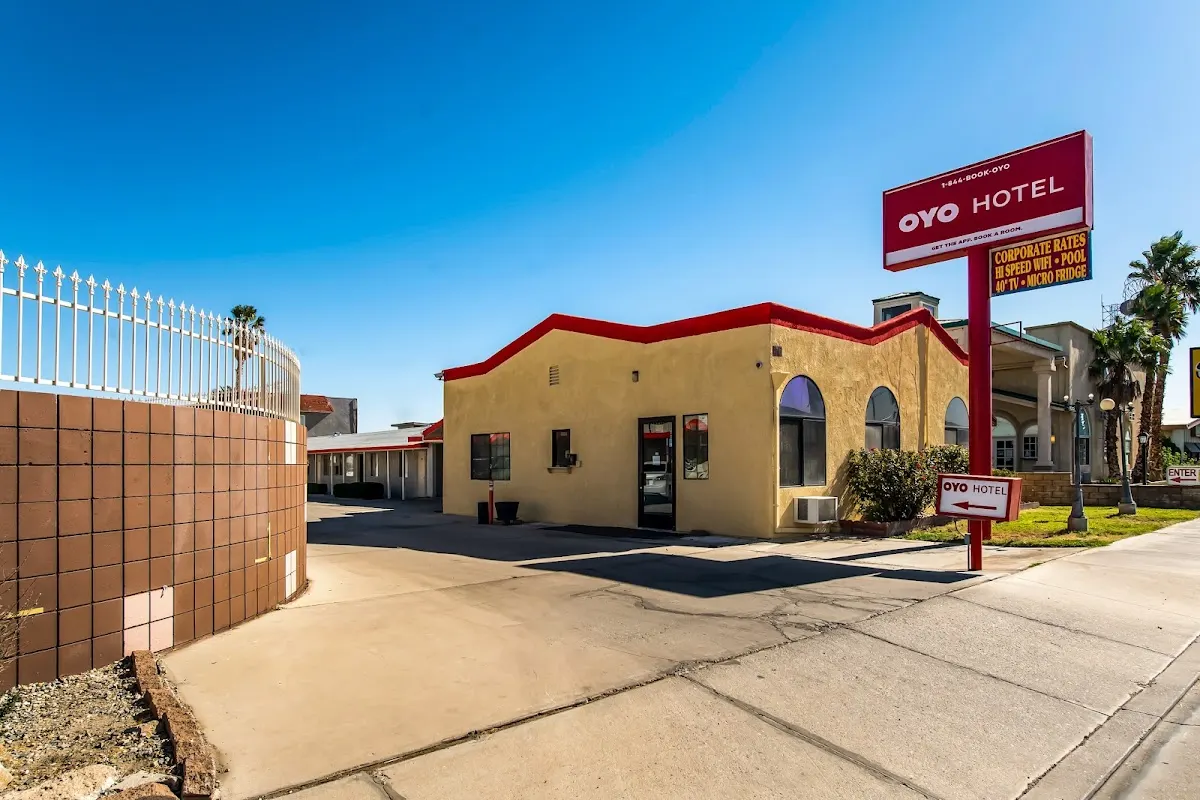 OYO Hotel Ridgecrest CA South China Lake