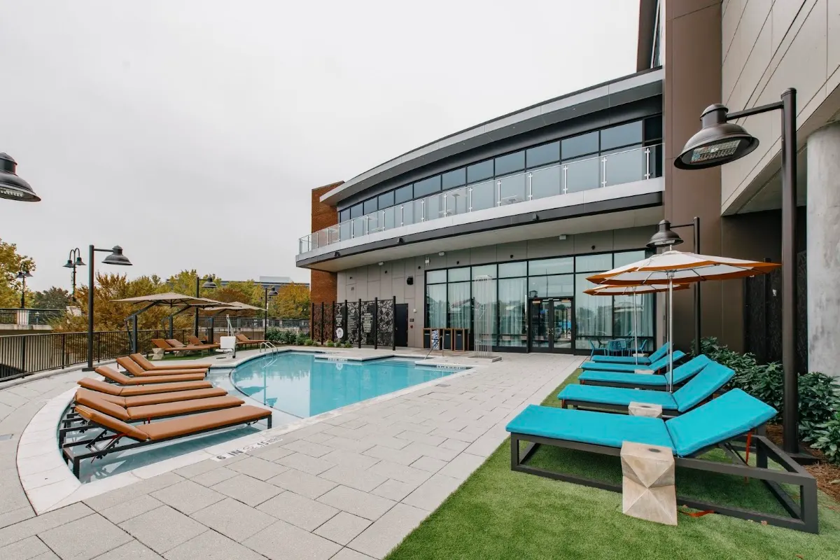 Hotel Indigo Columbus at Riverfront Place by IHG