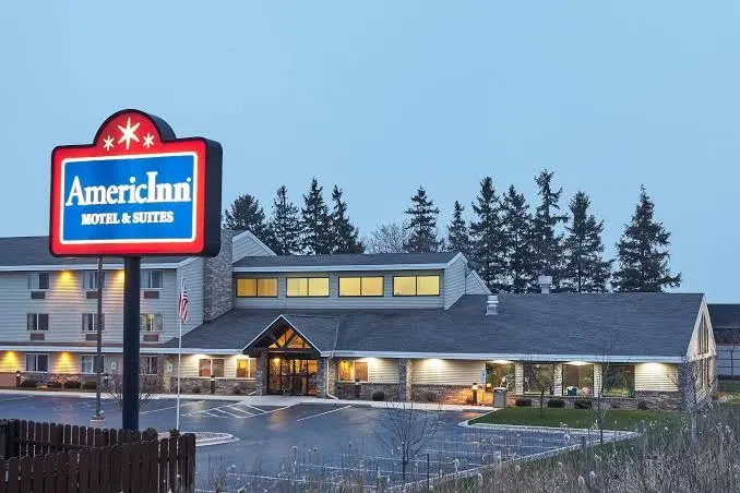AmericInn by Wyndham Sheboygan