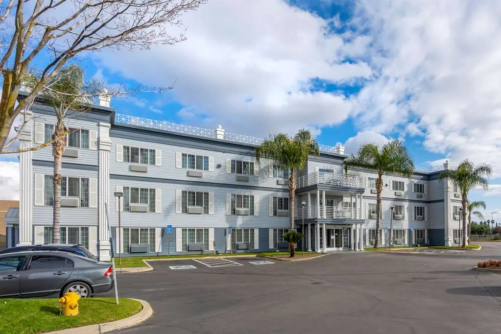 Best Western Colonial Inn