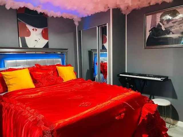 Sweet Home Enchante