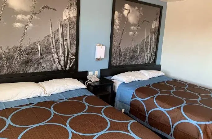 Super 8 by Wyndham Phoenix I 17