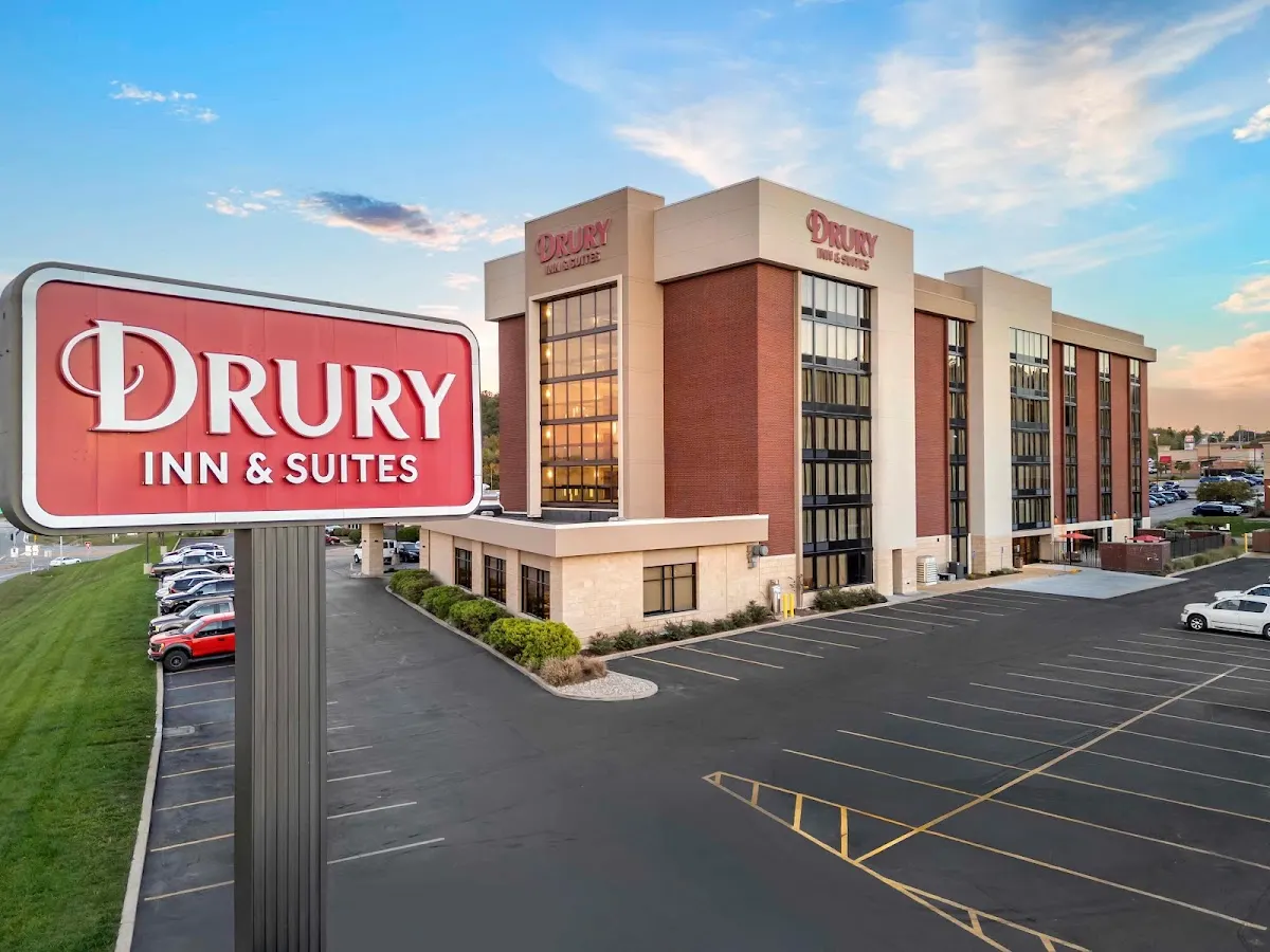 Drury Inn & Suites St. Louis Southwest