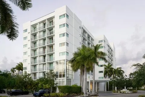 Maritime Hotel Fort Lauderdale Airport & Cruiseport