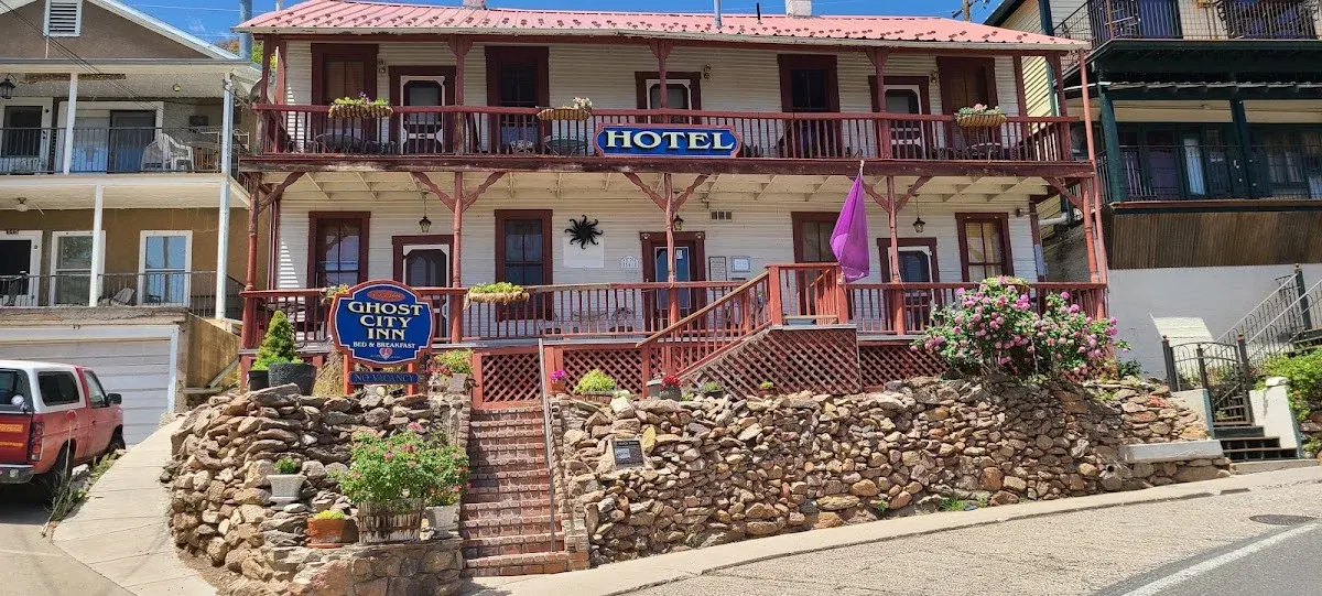 Ghost City Inn