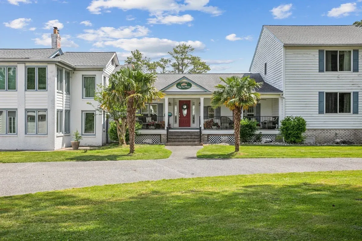 Bay Tree Manor Bed & Breakfast | Waterfront B&B in Yorktown VA