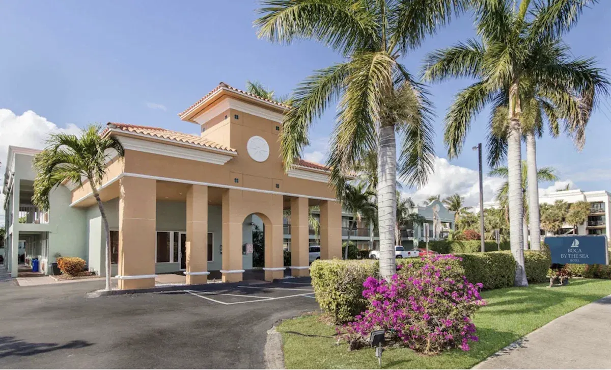 Boca By the Sea Hotel