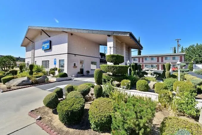 Rodeway Inn Near University-Gateway to Yosemite