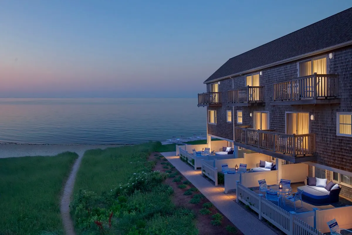 Ocean Mist Beach Hotel & Suites