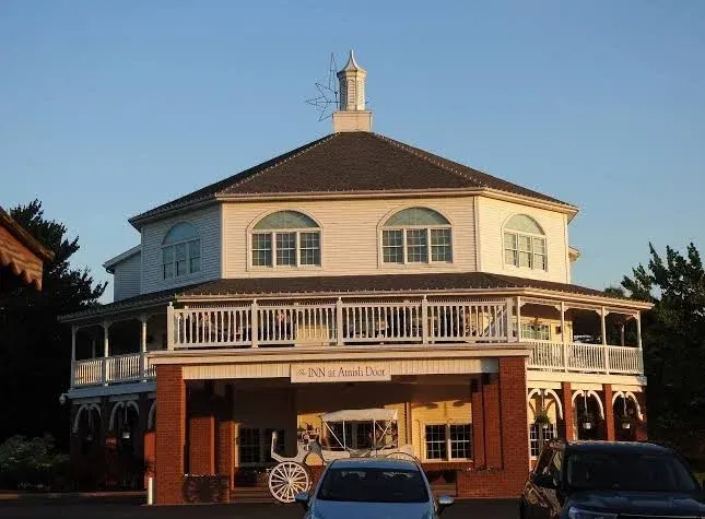 Inn At Amish Door
