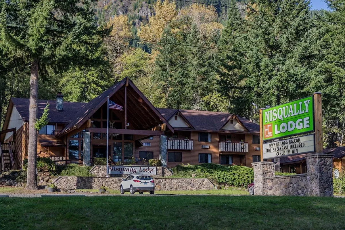 Nisqually Lodge