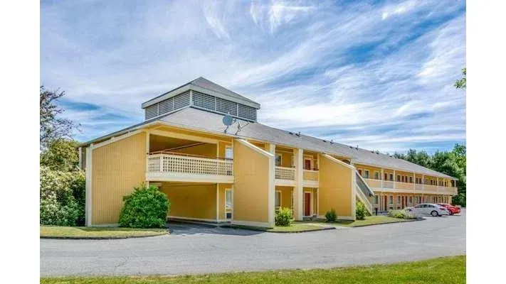 Econo Lodge Freeport - Brunswick Area