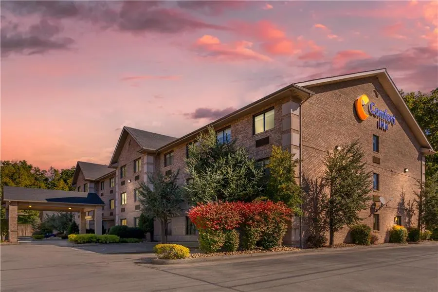 Comfort Inn Huntington near University area