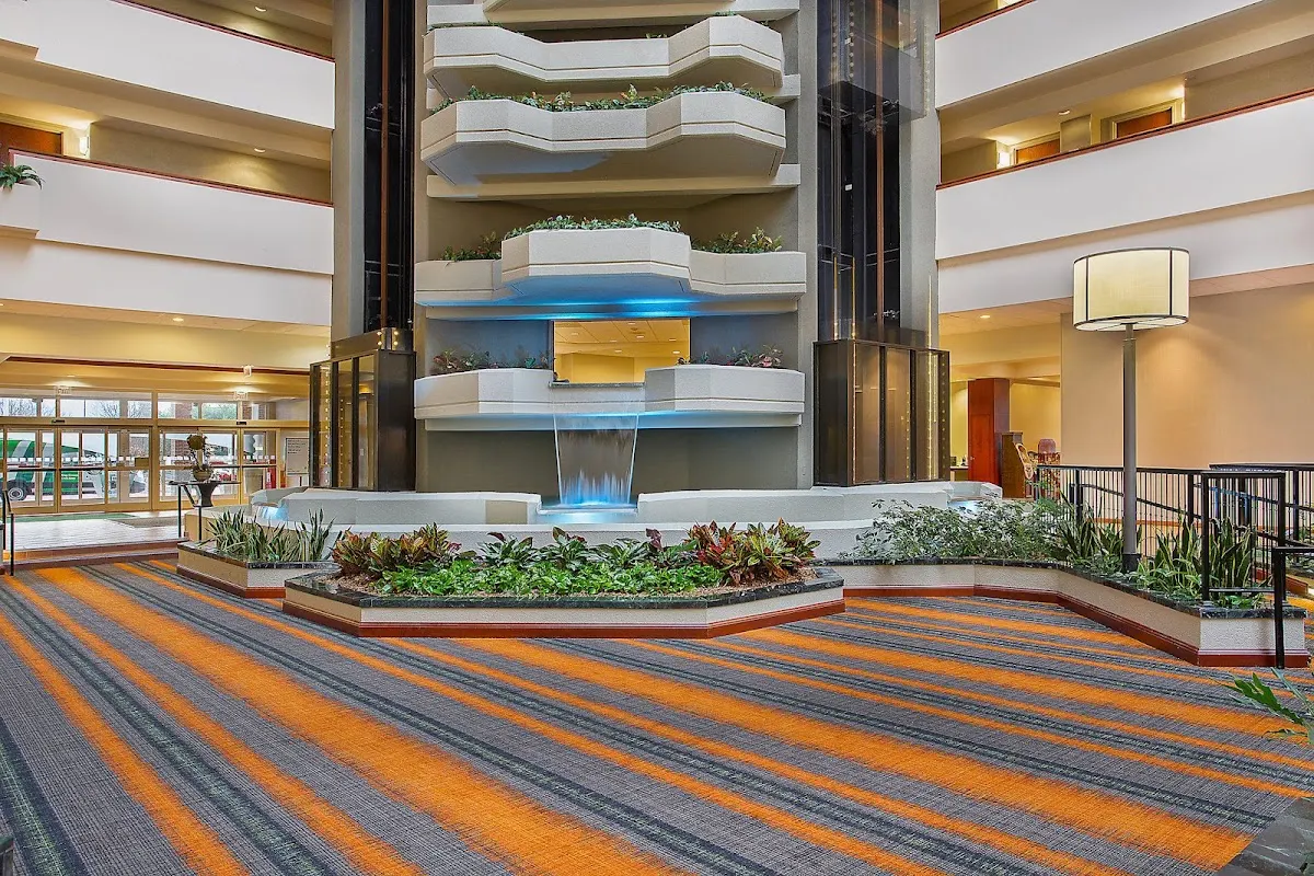 Crowne Plaza Bowling Green KY by IHG