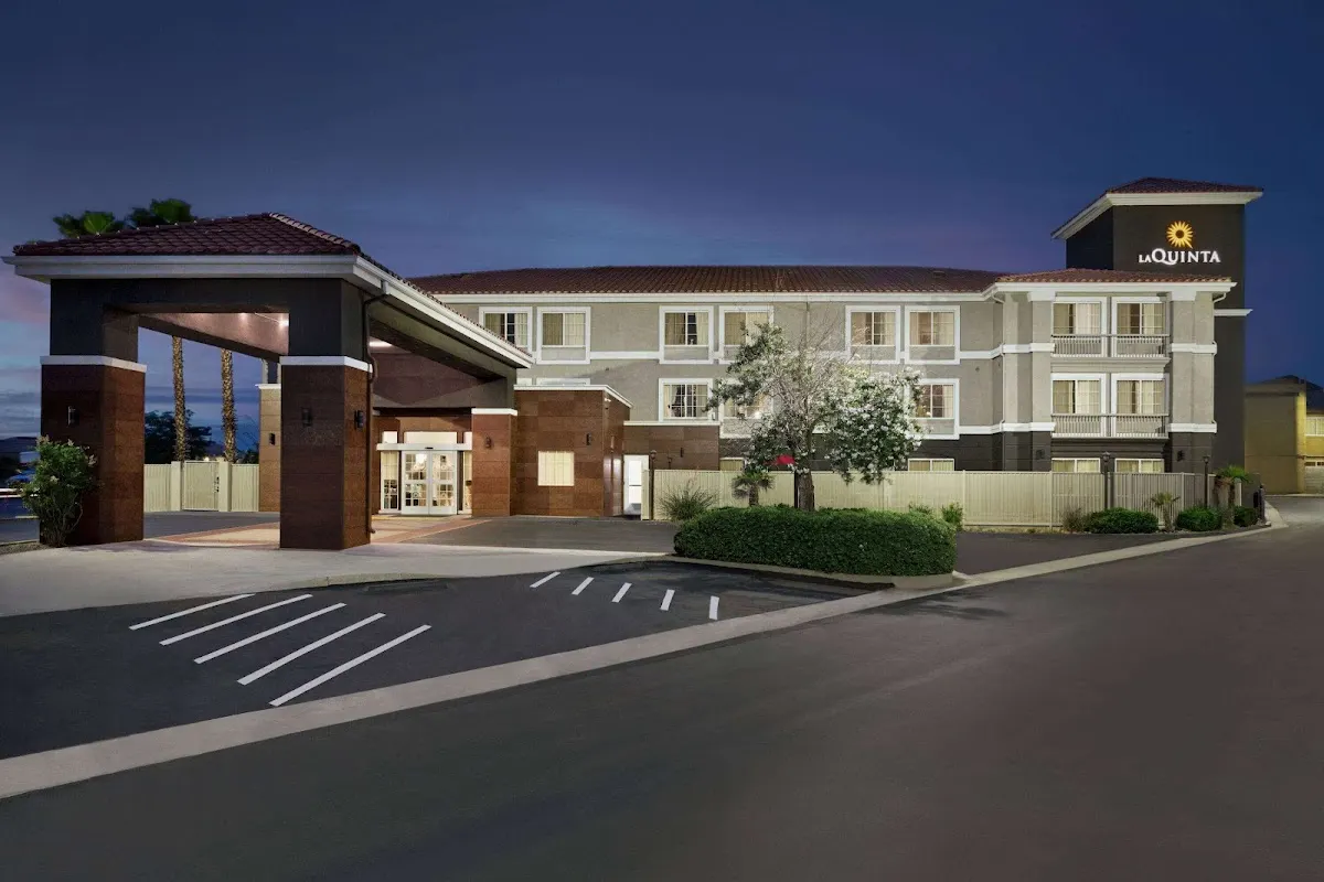 La Quinta Inn & Suites by Wyndham Hesperia Victorville