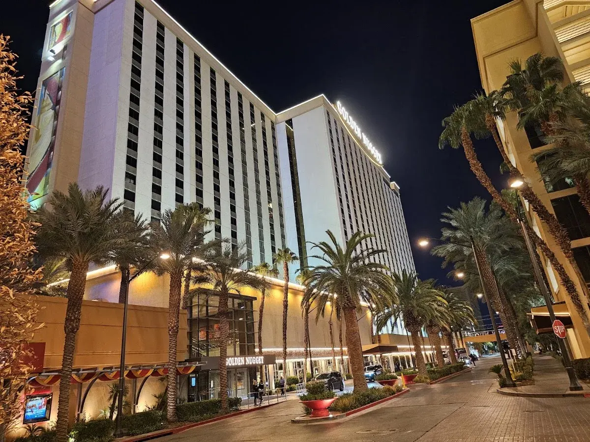 Golden Nugget Carson Tower