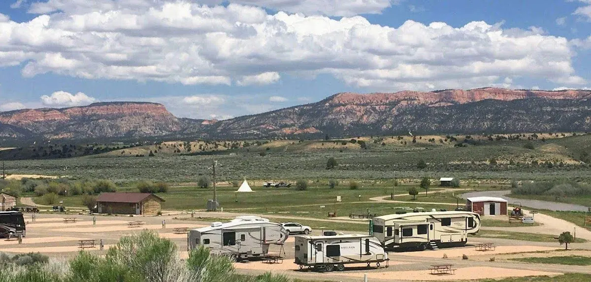 The Riverside Ranch RV Park Motel & Campground