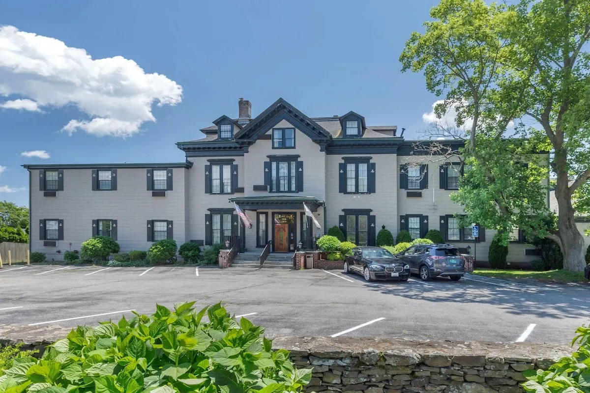 The Carriage House Inn Newport
