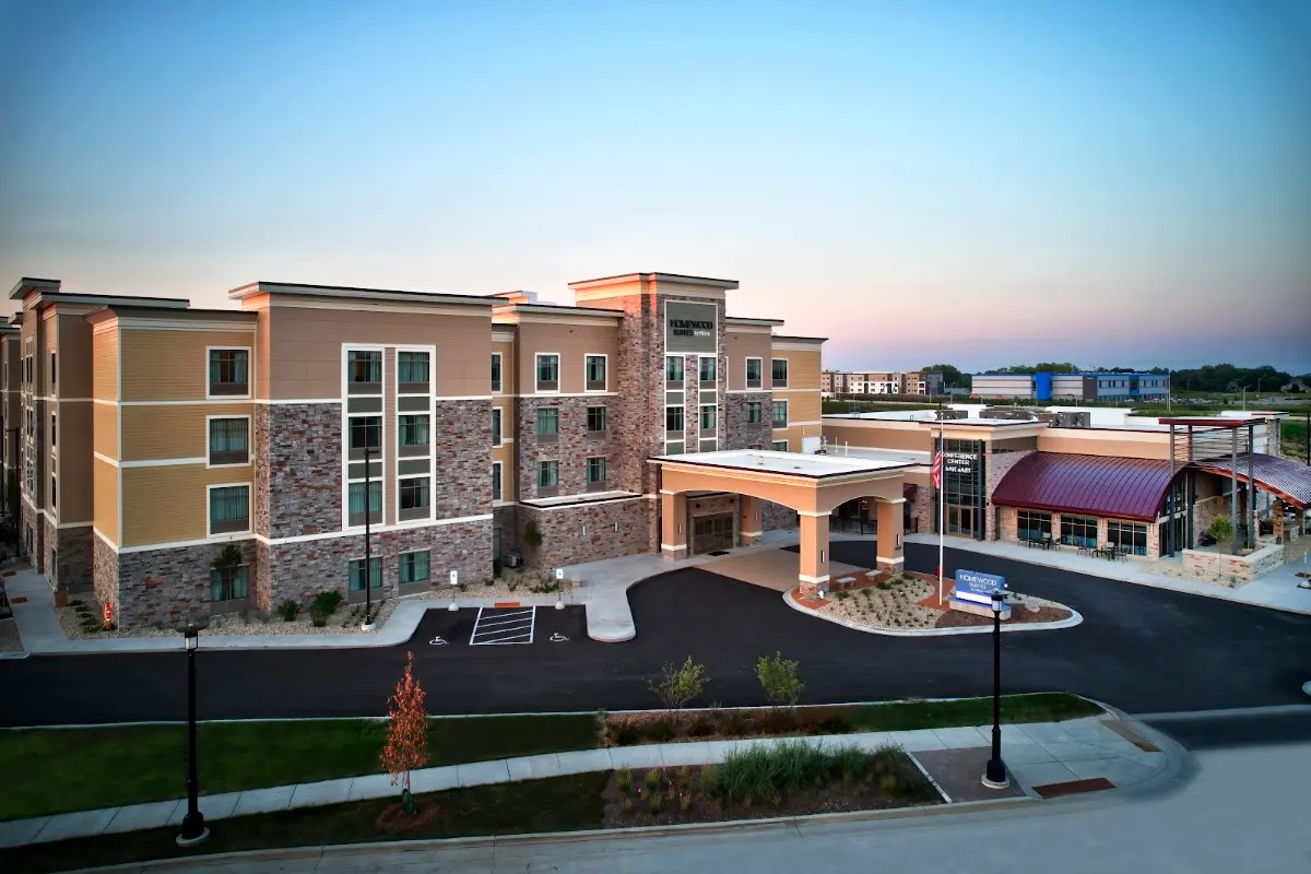 Homewood Suites by Hilton Oak Creek Milwaukee